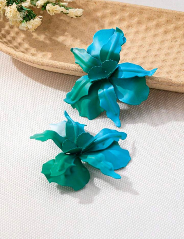 گوشواره آبی رنگ شیک و زیبا از برند Shein کد 57