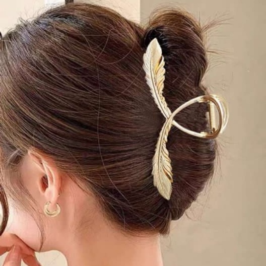 کلیپس محکم و‌ کیفیت عالی برند Shein کد 0270